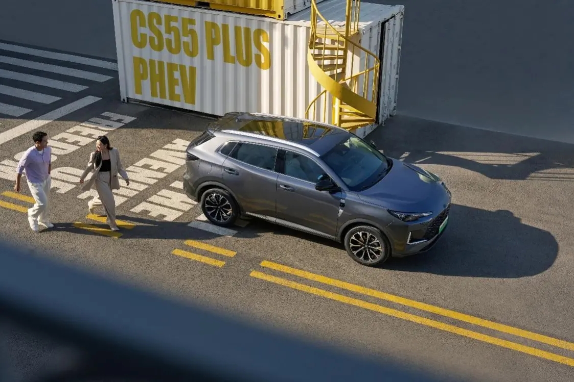 【臥車訊】長安第三代CS55PLUS PHEV上市，補貼后7.99萬元起