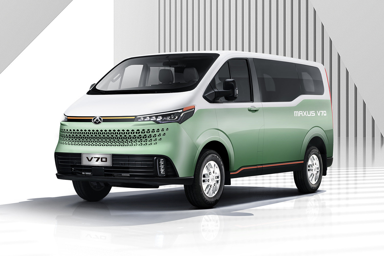 上汽大通MAXUS V70全球首秀亮相，將于2023年初正式上市