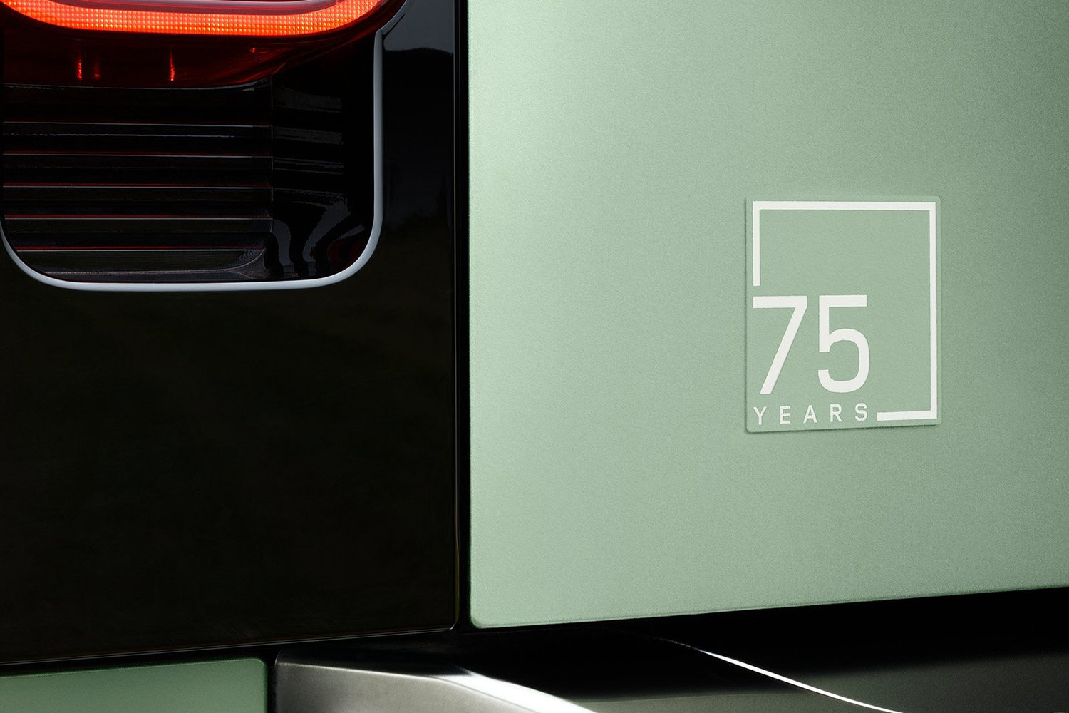 路虎·衛士75周年傳奇版89.80萬元起 衛士130開啟預售