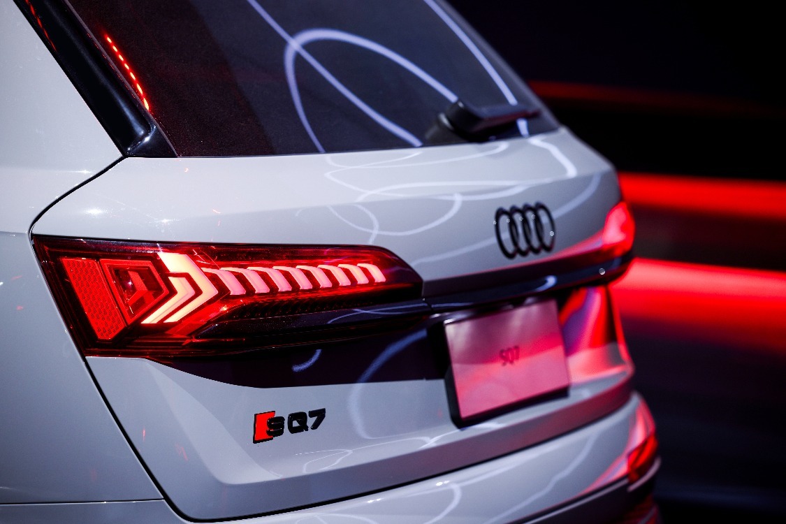 全新奧迪SQ7暗夜騎士版上市，售價116.98萬元